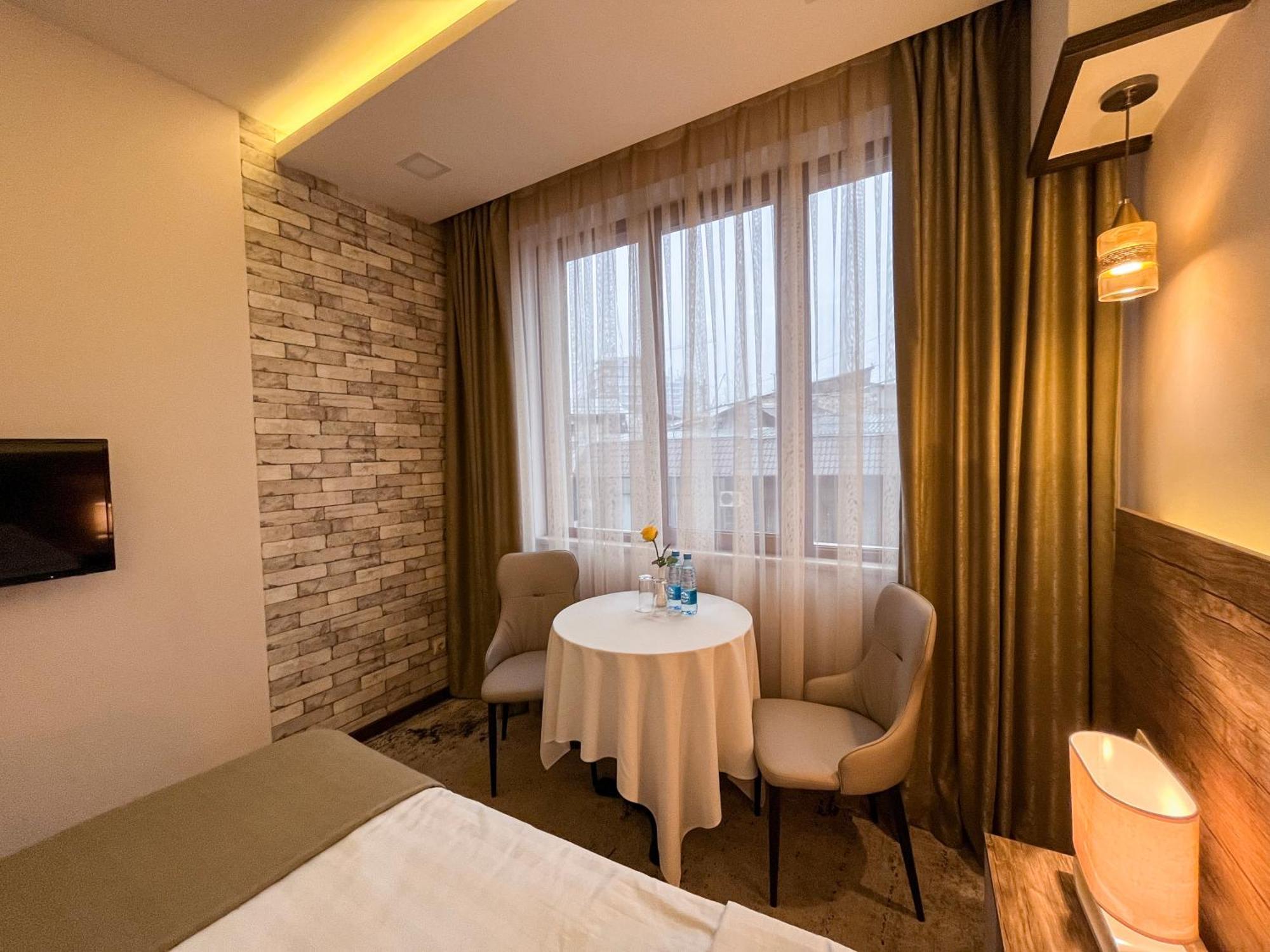 Evn Boutique Hotel Erivan Dış mekan fotoğraf